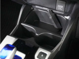 ◆ドリンクホルダー◆手の届きやすい場所にドリンクホルダーがあり、とても便利です。