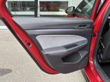 点検整備ご納車前にCertified Pre-Owned独自の「点検チェック項目シート」により、部品や機能に関する全71項目もの厳しいチェックを実施します。