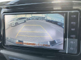 【バックモニター】ギアをバックに入れれば、後ろの画像が確認できます!車庫入れの際にあると嬉しいですよね♪