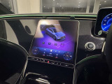 バックカメラにより駐車時の後方確認も楽にできます。