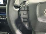 ステアリングスイッチ装備!運転しながら手元でオーディオの操作などができます。