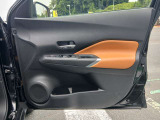 運転席ドア内張