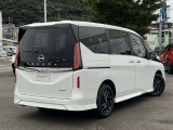 セレナ 1.4 e-4ORCE ハイウェイスターV 4WD 