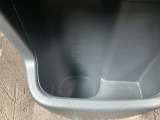 前席用ドリンクホルダーです