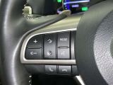 ステアリングスイッチ装備!運転しながら手元でオーディオの操作などができます。
