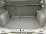 広々としたラゲージスペースを備えています。大きなものや長さのある荷物もしっかりと積み込めます。