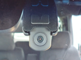 ◆【ドライブレコーダー】映像・音声などを記録する自動車用の装置です。もしもの事故の際の記録はもちろん、旅行の際の思い出としてドライブの映像を楽しむことができます。