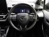 各操作スイッチなどもハンドルから手を放すことなく操作可能で安全運転に支援いたします!