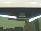 ◆Honda SENSING◆ カメラ等装置で精度の高い検知能力を発揮、安全運転を支援します。ステアリング上のコントローラーに注目!