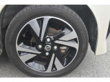 純正アルミホイール★純正なのでボディとの相性もバッチリです!      タイヤサイズ:165/55R15
