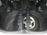 スペアタイヤ付きです!車に常時装備することで、もしもの時の備えとしてすごく安心です♪