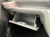 納車後もお客様の快適なカーライフをしっかりサポートさせていただきます!滋賀県内に13か所ある滋賀ダイハツの店舗にはサービス工場が併設されておりますので、アフターフォローも安心です!