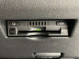 ETCはビルトインタイプになります。クルマ本体のパネルに埋め込むような形になりますので、スッキリとした室内になりますね!