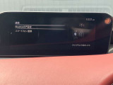 スマホと連動するコネクティビティシステム。Bluetoothの接続により、ハンズフリー電話やショートメッセージの読み上げも可能です。