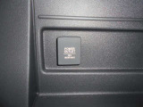 荷室にもアクセサリーソケットついて便利です☆