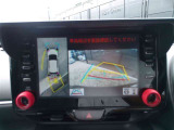 バックガイドモニターで、後方を確認しながら安心して駐車することができます。運転初心者も熟練者も必須の機能ですよ!