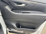 パワーウィンドウです!運転席でラクラク操作!元気なお子様やワンちゃんのイタズラも防いでいただけますよ。