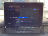 ナビのフェイスパネルは上へスライドし、中にはCD・DVD、SDカードの挿入口があります♪
