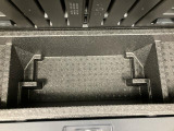 弊社で使用していた試乗車や展示車・下取車など幅広い車種・グレードを取り揃えております。