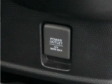 ◆12V電源ソケット◆スマートフォンの充電等にも便利な電源ソケット!使いやすい場所に装備されています。