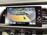 バックカメラ付きで駐車の際も安心です。