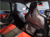 【エアバック】BMWのエアバックやその他の安全装備は、互いに補完しあう事で徹底した安全性を貫きます。万一の事故の際にそれぞれ最適な保護を提供してくれます!