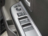 ◆パワーウィンドウスイッチ◆運転席から全席の窓の開閉操作を行うことが出来いつでも換気ができます!