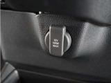 ◆アクセサリーソケット◆ドラレコの電源やスマートフォンの充電等に使用できる便利な電源ソケット!使いやすい場所に装備されています。