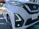 LEDヘッドライト LEDフォグランプ 夜間の道路を明るく照らします!