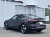 創業者アウグスト・ホルヒから受け継がれる「技術による先進」。Audiは、いつの時代も他に先駆けて最先端技術を開発し、厳しいレースの現場で性能を実証した上で、市販車にいち早くフィードバックしております。