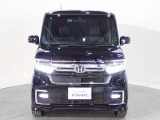 LEDヘッドライト が装備されています。より明るく!省電力!で、夜間走行時や雨の日に明るく安全に前方を照らすことが出来ます。