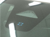 ◆Honda SENSING◆ カメラ等装置で精度の高い検知能力を発揮、安全運転を支援します。ステアリング上のコントローラーに注目!