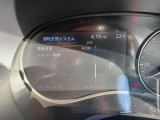 前方車両との衝突防止のサポート機能やアクセルとブレーキを踏み間違えた時のサポート機能など、安全装備が充実してて心強いです!!