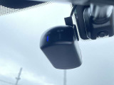 前後にドライブレコーダー装備です!もしもの時やあおり運転の証拠映像は自分の身を守る為にも必要ですね!