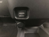 キーをポケットやバックに入れたまま車のドアの解錠・施錠、エンジンのON/OFFが行えるのでわざわざポケットからキーを出す必要はありません!便利ですね☆