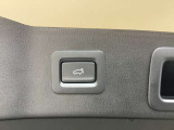 トランクスペースもご覧のとおりそれなりにお荷物乗せることができます。日常の生活はもちろんの事、アウトドアにもぴったりですね☆