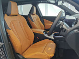 BMWプレミアムセレクション前橋では、高年式低走行モデルからMモデル、年式が経ちなかなかディーラーでは見かけないモデルまで幅広いラインナップで認定中古車を取り扱っております。品質に自信があります。