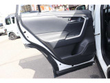 R2年式・RAV4・X・5.8万キロ・LEDヘッドライト・F・S・Rエアロパーツ・9インチナビ・Bluetooth・CD/DVD再生・バックモニター・ドライブレコーダー・インテリキー