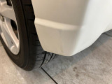 ☆アウトレット車☆リアバンパーの一部に缶スプレーによるDIY塗装が施されています。遠目には目立ちませんが近くで見るとムラや液垂れが見られる箇所があります。状態は写真にてご確認ください。