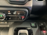 シートヒーター付き!直接体を温めてくれるので寒い日の運転も快適です。
