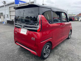 女性、初心者の方にもわかりやすく納得いくまでお車の説明を致します。