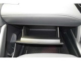 当店は全車『ロングラン保証』付!(1年間、距離無制限 HV車はHV保証付) 別途延長保証もご用意しております♪ ぜひ現車を確認にご来店ください