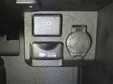 シガーソケット用の充電器が使用可能です!
