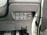 運転席回りのスイッチ類です。