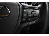 レーダークルーズコントロール(全車速追従機能付き)ミリ波レーダーと前方カメラで先行車を認識し、設定した車間距離を保ちながら追従走行を支援します。