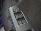 ◆パワーウィンドウスイッチ◆運転席から全席の窓の開閉操作を行うことが出来いつでも換気ができます!
