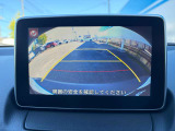 360度ビューモニターを装備。車両周囲の状況を確認しやすく、駐車時の安全確認に役立ちます。