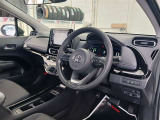 ゆとりのある広々とした車内空間は、ドライブを始め買い物やレジャーなど、幅広く活躍します。一人でもみんなとでもお出かけを楽しみましょう!