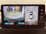 全周囲カメラ搭載☆運転席にいながら車全周囲が確認できるので駐車がスムーズに行なえます。駐車も楽々!