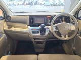 ■ 運転席まわりの装備 &rArr;